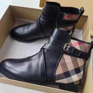 Stylish Black and Tan Women's Boots
